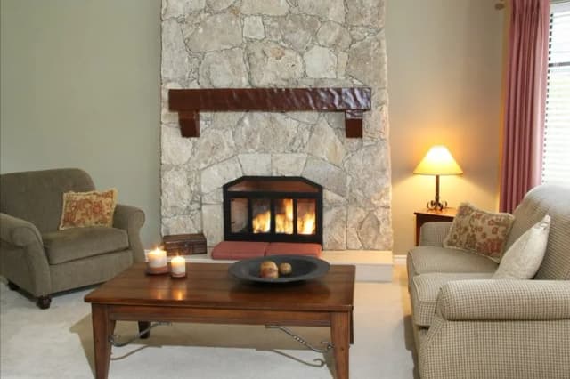 Jak obudować komin w pokoju – najlepsze materiały i praktyczne porady Jak obudować komin w pokoju – najlepsze materiały i praktyczne porady