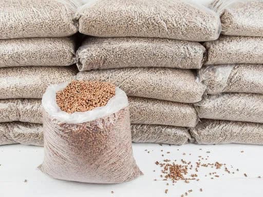 Cło na pellet z Ukrainy – czy trzeba płacić i jakie są koszty importu? Cło na pellet z Ukrainy – czy trzeba płacić i jakie są koszty importu?