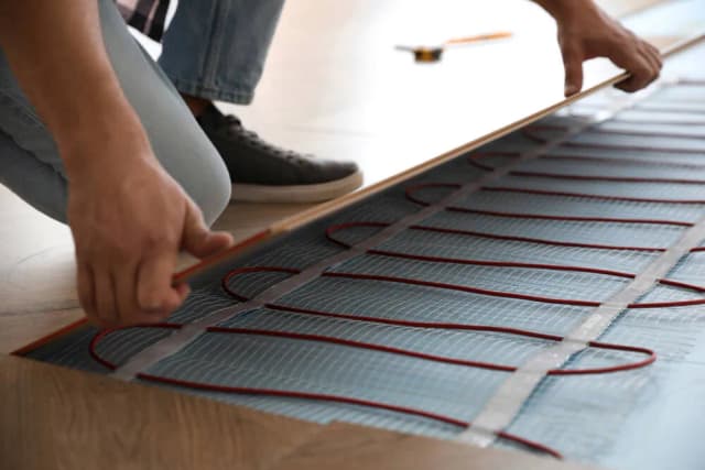 Jakie panele na ogrzewanie podłogowe elektryczne - najważniejsze parametry Jakie panele na ogrzewanie podłogowe elektryczne - najważniejsze parametry
